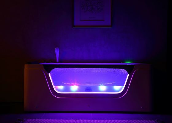 Buitenspa bubbelbad voor 3 personen met voorgeleid glas en diepzuigen